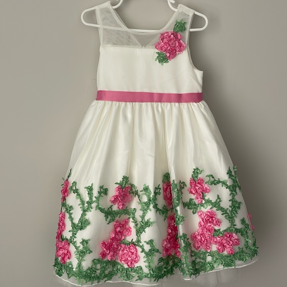 Beautiful Dress size 4
